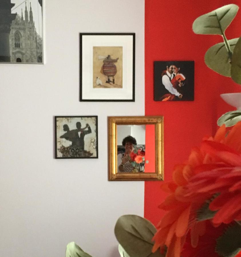 Rosso A Milano, Vicino Allo Ieo Apartment Mailand
